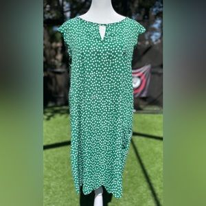 Green Scallop Sleeve and Hem Ditsy Flower Dress. SHEIN. Size XL, 44, 12.